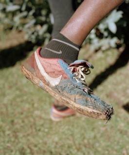 LEE HARRISON CREATIVE