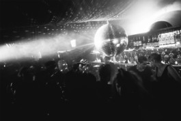 LEE HARRISON CREATIVE